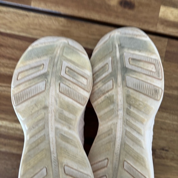 APL TECHLOOM PHANTOM women’s sneakers shoes. Size 7.5 - Picture 15 of 16